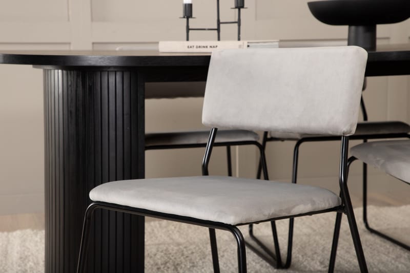 Bianca Matgrupp 200 cm Oval med 4 Kenth stolar - Svart - Products - Möbler - Bord & matgrupp - Matgrupp