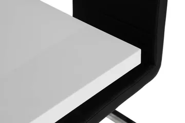 Cesi Matgrupp 140 cm med 4 Cibus Stol - Vit/Svart/Svart PU/Krom - Products - Möbler - Bord & matgrupp - Matgrupp