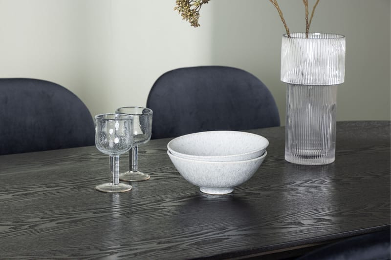 Isolde Matgrupp 180 cm Oval med 4 Stella stolar - Svart - Products - Möbler - Bord & matgrupp - Matgrupp