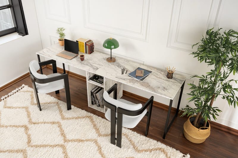 Hu Skrivbord 60x240 cm - Svart - Products - Möbler - Bord & matgrupp - Kontorsbord - Datorbord