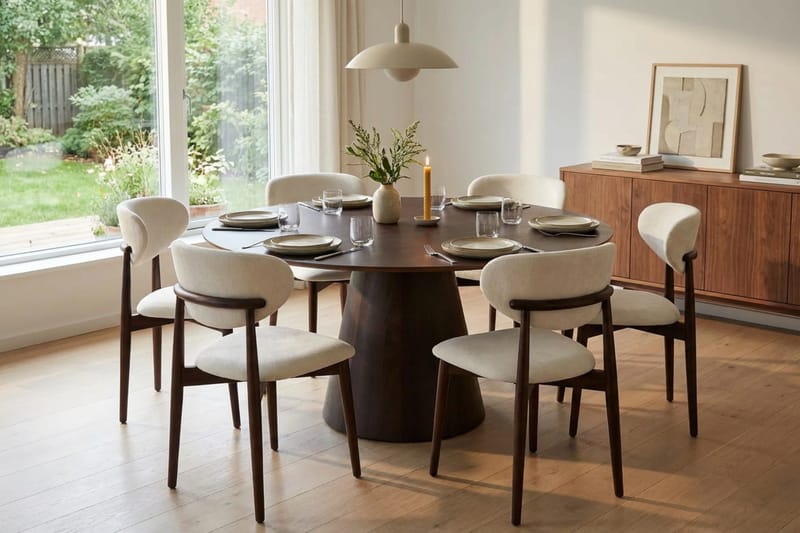 Siena Matgrupp runt 150 cm Rökt Ek med 6 Molly Matstolar - Rökt ek - Products - Möbler - Bord & matgrupp - Matgrupp