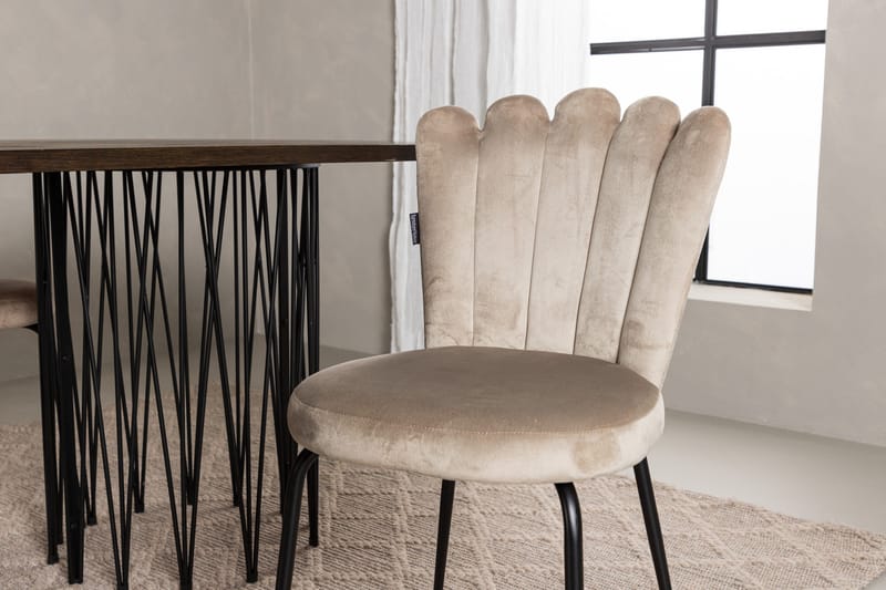 Stone Matgrupp 220 cm Oval med 4 Limhamn stolar - Beige - Products - Möbler - Bord & matgrupp - Matgrupp