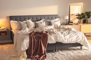 Ella Familjesäng Sängpaket 240x200  cm - (+Fler val) Mörkgrå - Products - Möbler - Säng - Kontinentalsäng