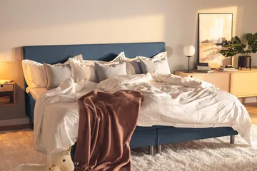 Ella Familjesäng Sängpaket 240x210  cm - (+Fler val) Mörkblå - Products - Möbler - Säng - Kontinentalsäng