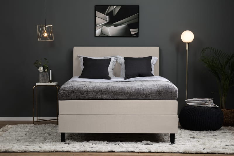 Lucky Komplett Sängpaket 140x200 Skum Slät Sänggavel - Nackkudde Stor Beige - Products - Möbler - Säng - Kontinentalsäng