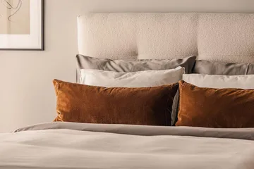 Oslo Lyx Kontinentalsäng 140x200 cm - Ljusbeige - Products - Möbler - Säng - Kontinentalsäng