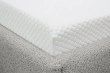 Teddy Komplett Sängpaket Sängram med Madrass 140x200 cm - Grå - Products - Möbler - Säng - Komplett sängpaket