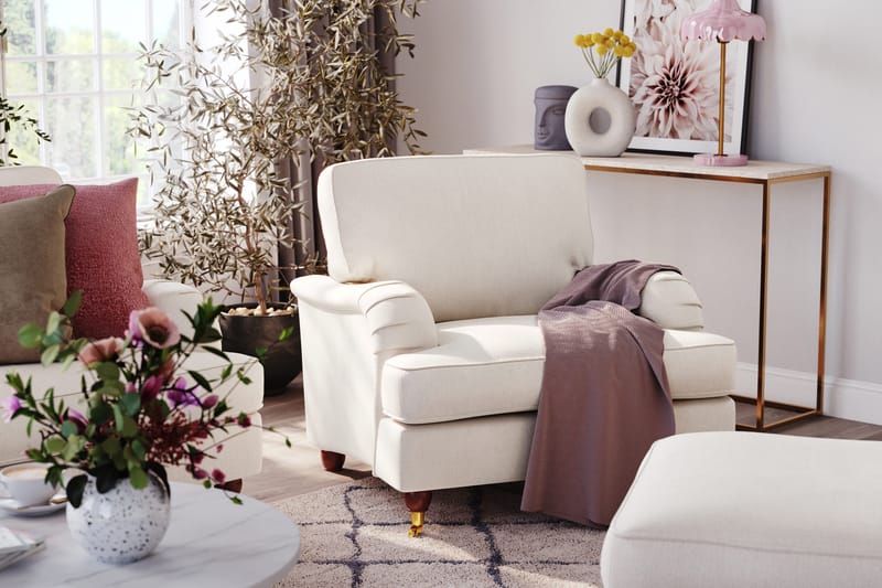 Howard Lyx 2-sits Sammetssoffa - Krämvit - Products - Möbler - Soffa - Sammetssoffa