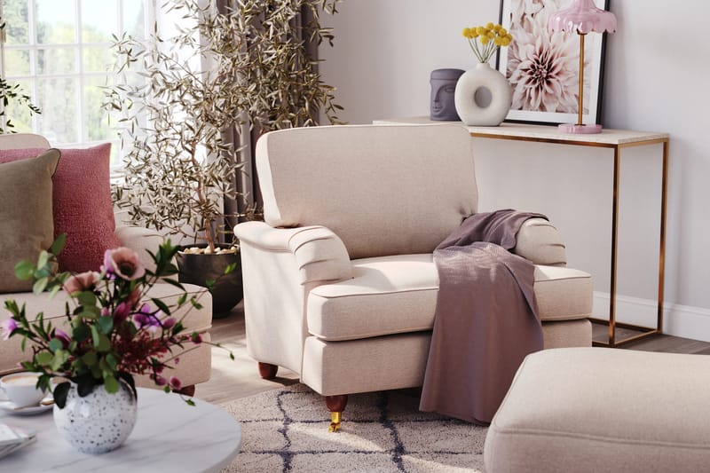 Howard Lyx 2-sits Tygsoffa - Beige - Products - Möbler - Soffa - 2 sits soffa