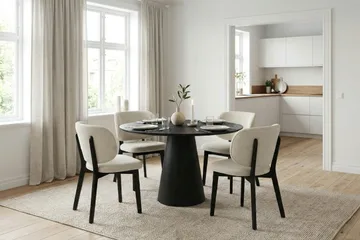 Eira Matstol i trä med tygsits - Svart - Products - Möbler - Fåtölj & stolar - Matstol & köksstol