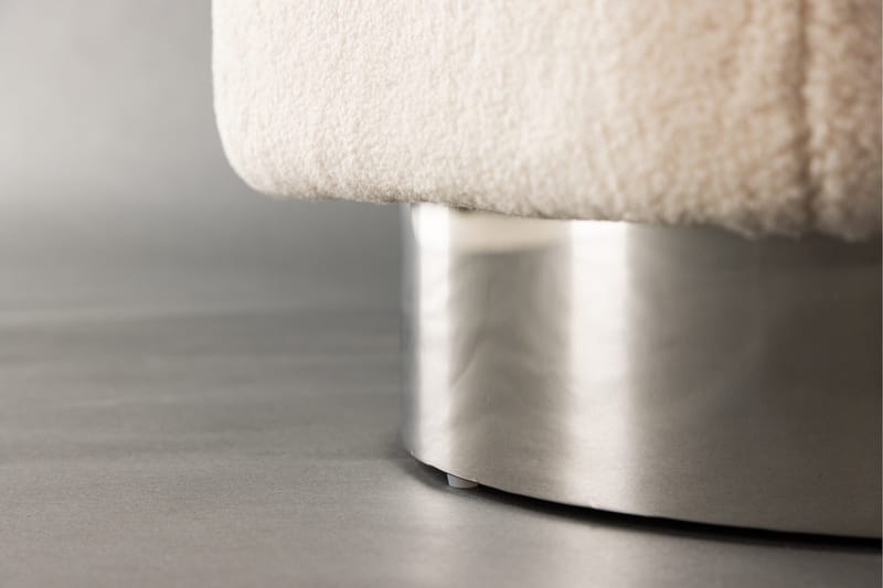 Newton Fotpall - Offwhite - Products - Möbler - Fåtölj & stolar - Pall & puff - Fotpallar