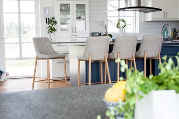 Plaza Barstol 103 cm - Ljusgrå - Products - Möbler - Fåtölj & stolar - Barstol & barpall