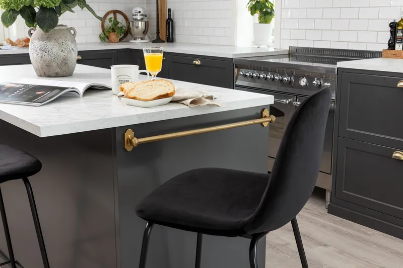 Polar Barstol - Svart - Products - Möbler - Fåtölj & stolar - Barstol & barpall