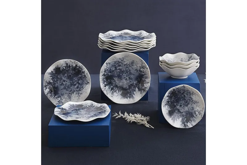 Subatan Tallriksset 24 Delar - Porslin/Vit - Products - Servering & matlagning - Tallrikar & skålar - Tallrikar set