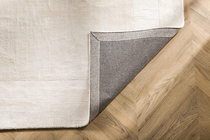 Boston Viskosmatta 160x230 cm - Vit - Products - Textil & mattor - Matta - Modern matta - Viskosmatta & konstsilkesmatta