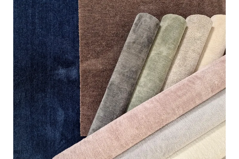 Feel Ryamatta 240x340 - Grön - Products - Textil & mattor - Matta - Modern matta - Ryamatta