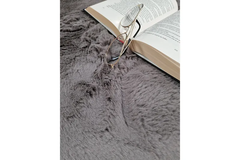 Heaven Deluxe Ryamatta 160x230 cm - Charcoal - Products - Textil & mattor - Matta - Modern matta - Ryamatta