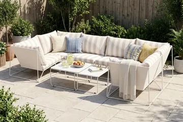 Usteryd utomhus U-soffa 6-sits med stängt avslut - Beige/Striped - Products - Utemöbler & utemiljö - Loungemöbler - Loungeset & loungegrupp