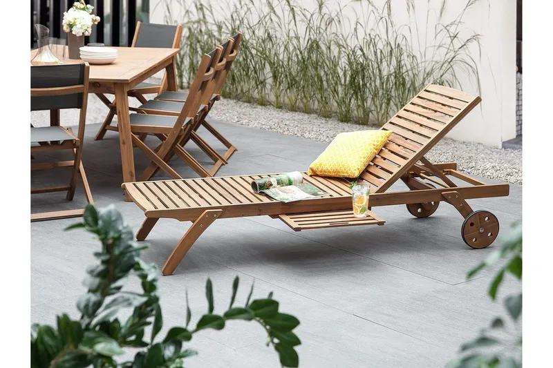 Cesana Trädgårdsmöbelset Med Utebord + 8 Utestolar+Schäslong 2 St - Trä/Natur - Products - Utemöbler & utemiljö - Utegrupp - Matgrupp utomhus