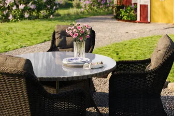 Marcus Matgrupp 140 Rund + 4 Fåtöljer m Dyna - Svart - Products - Utemöbler & utemiljö - Utegrupp - Matgrupp utomhus