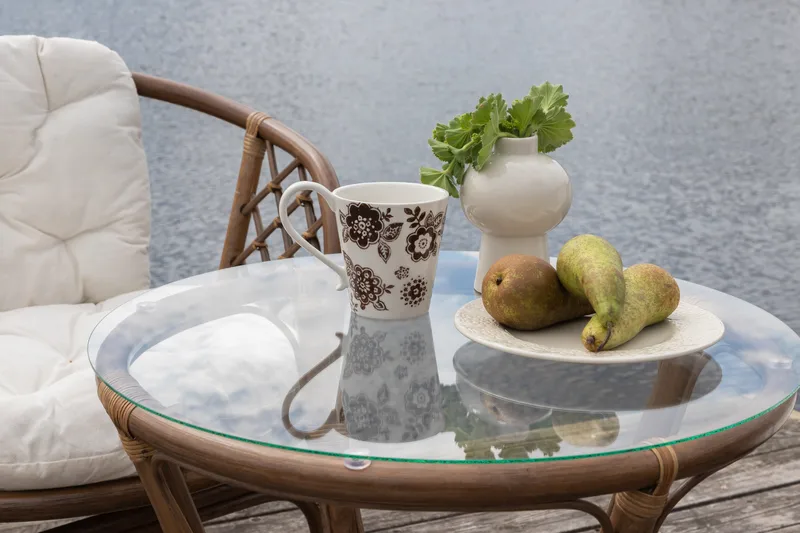 Wera Balkonggrupp 2-sits - Brun/Vit - Products - Utemöbler & utemiljö - Utegrupp - Cafegrupp & cafeset