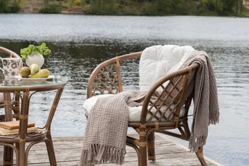 Wera Balkonggrupp 2-sits - Brun/Vit - Products - Utemöbler & utemiljö - Utegrupp - Cafegrupp & cafeset