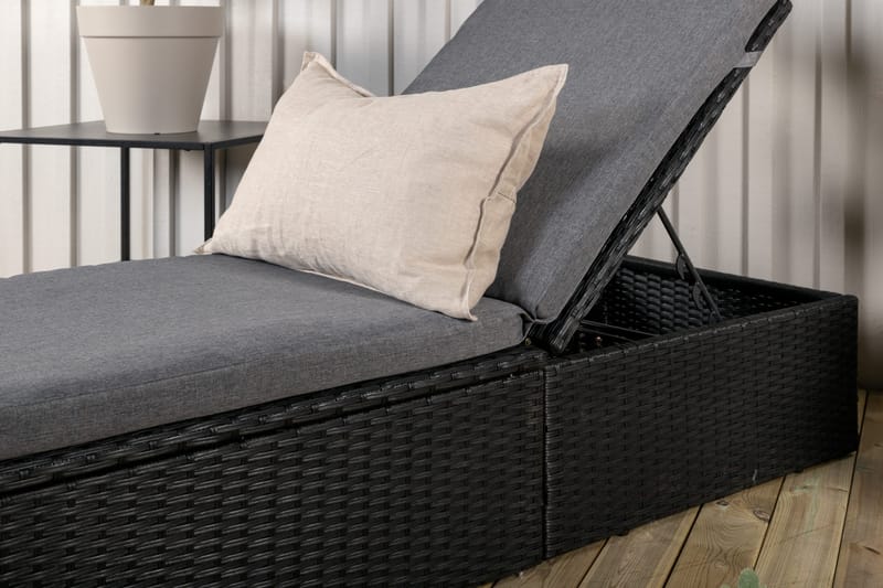 Quad Solsäng - Svart - Products - Utemöbler & utemiljö - Utestol & trädgårdsstol - Solsäng & solvagn