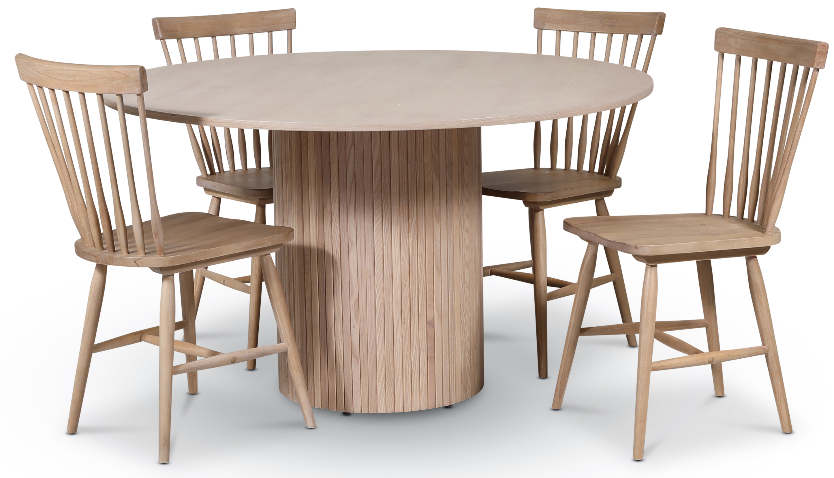 Pose spisegruppe: Bord Ø130 cm inkludert 4 stk pinnestoler - Whitewash Pose spisegruppe: Bord Ø130 cm inkludert 4 stk pinnestoler - Whitewash