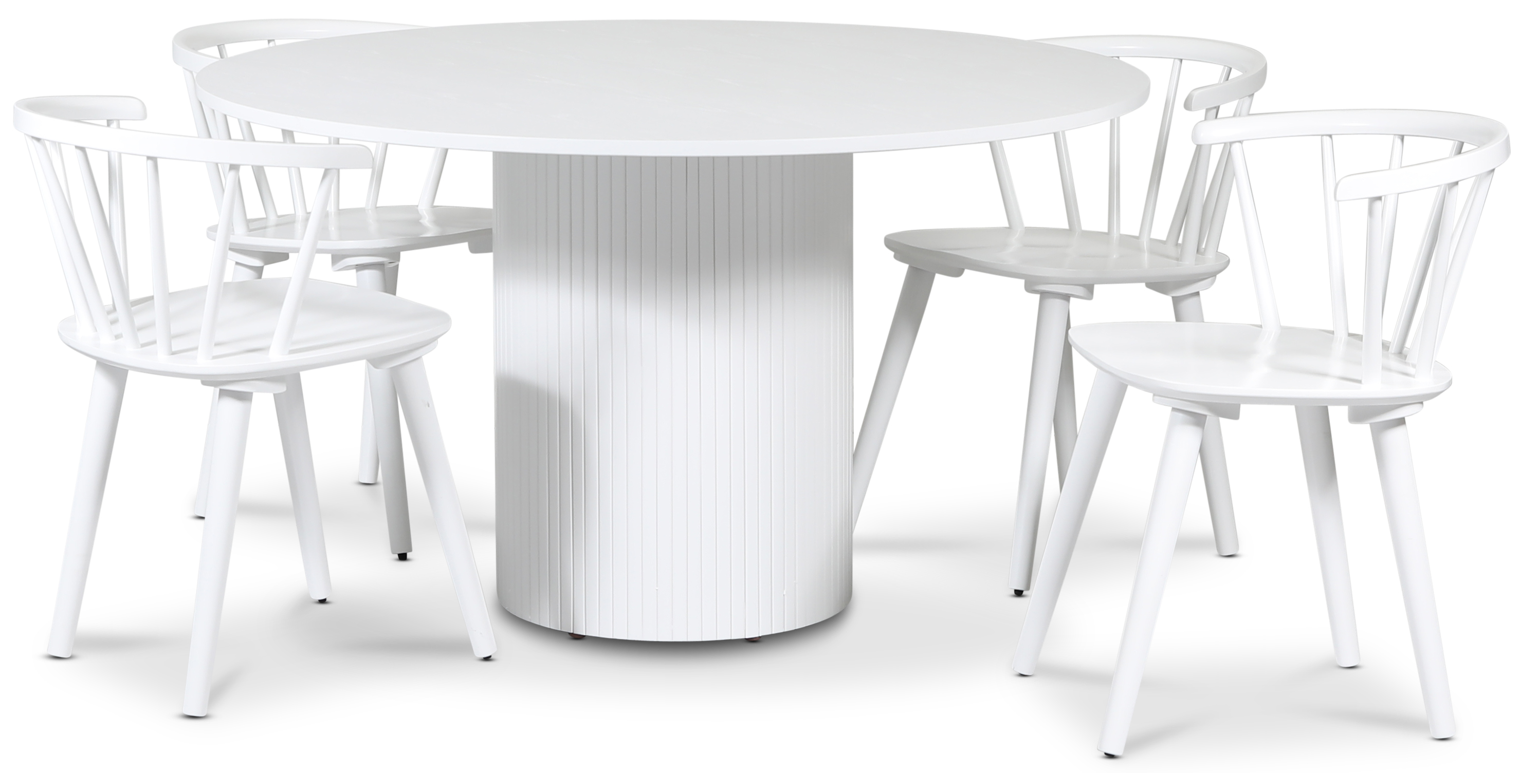 Pose spisegruppe: Bord Ø130 cm inkludert 4 stk Dalsland karmstoler - Hvitbeiset eik Pose spisegruppe: Bord Ø130 cm inkludert 4 stk Dalsland karmstoler - Hvitbeiset eik