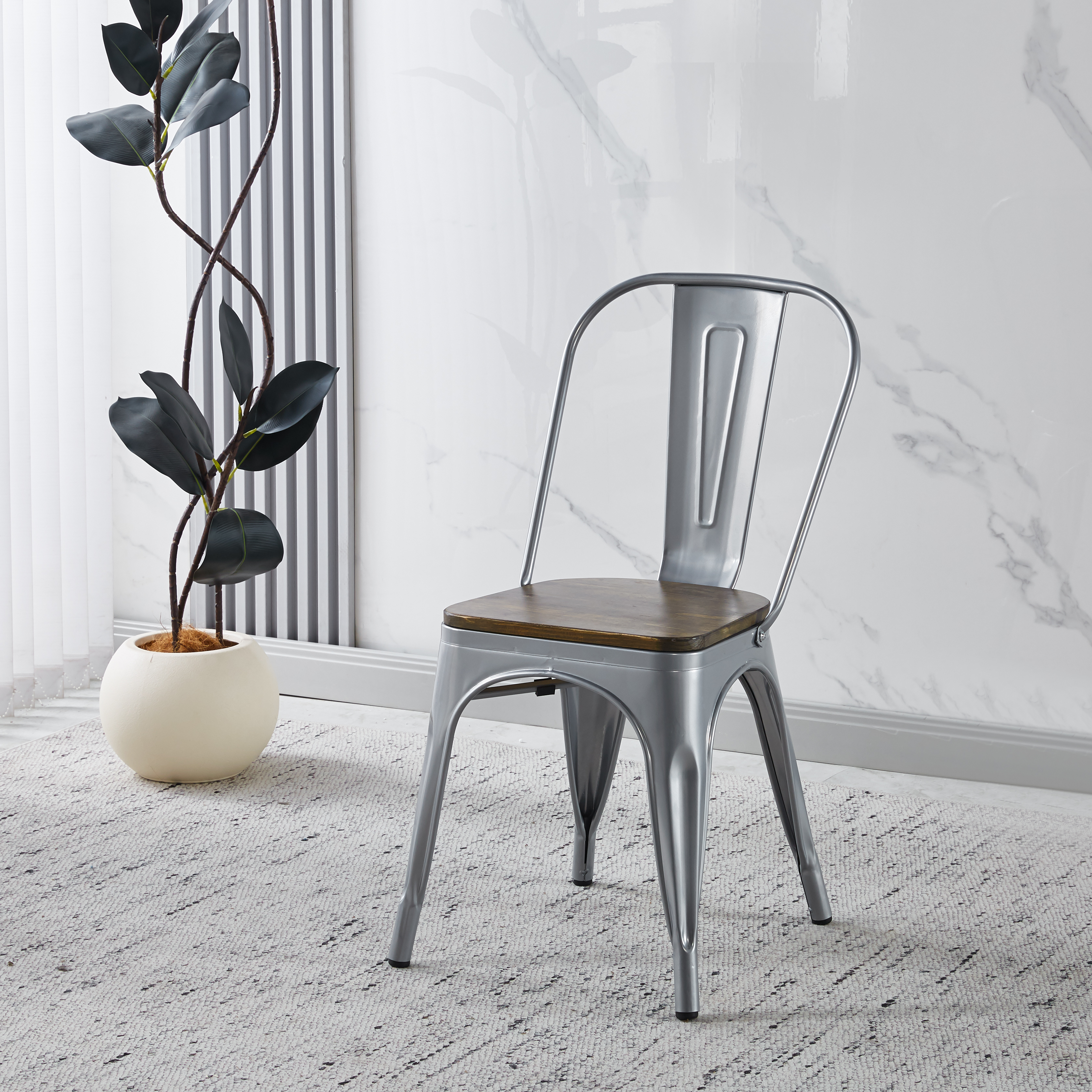 Iris metall spisestol med tresete