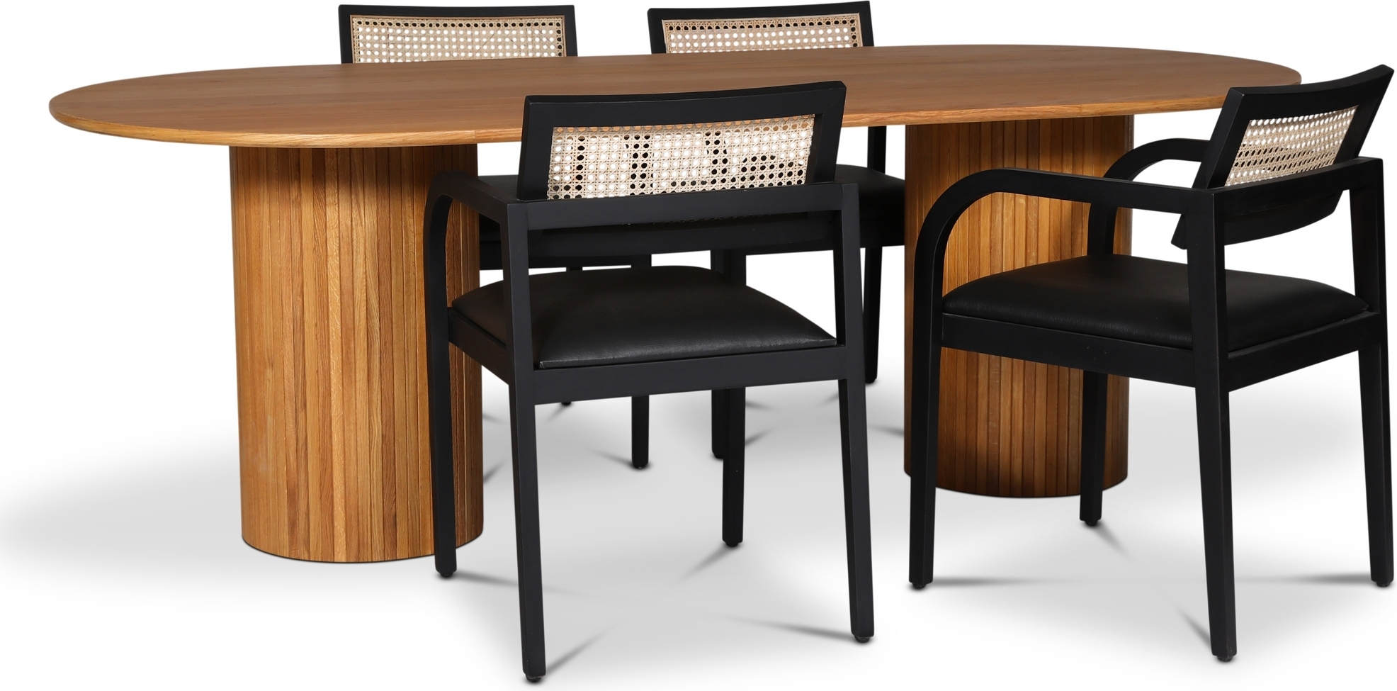 spisegruppe i Nordansj�en; ovalt spisebord, oljet eik + 4 stk Sikn�s lenestoler svart /rotting