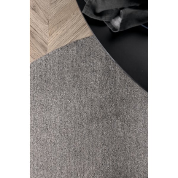 Bella ullteppe - Lysegr