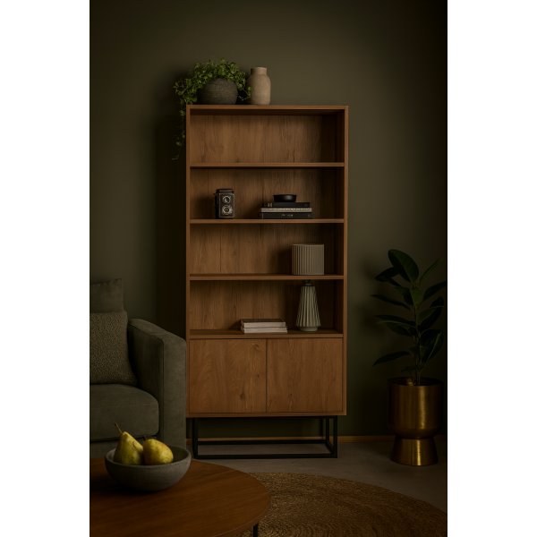 Reale bokhylle - Valnøtt/svart Reale bokhylle - Valnøtt/svart