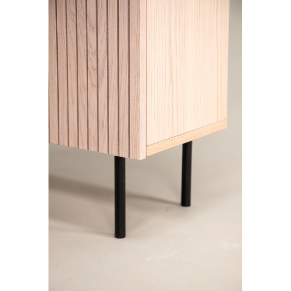 Bjrkn skap - Whitewash/svart