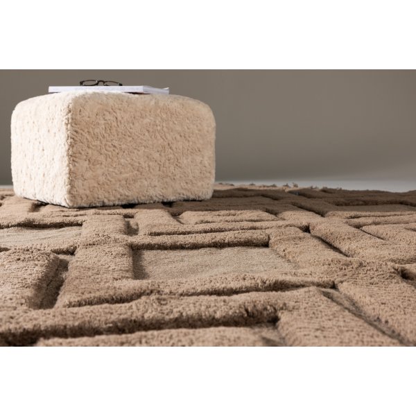 Dahlia ullteppe - Mørkebrunt Dahlia ullteppe - Mørkebrunt