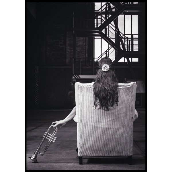 TRUMPET GIRL - Plakat 50x70 cm
