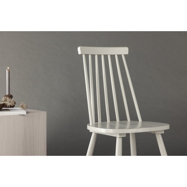 Lönneberga spisestol - Lys grå Lönneberga spisestol - Lys grå