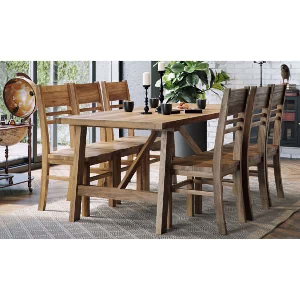 Woodforge spisegruppebord med 6 stoler i resirkulert tre + 4.00 x Mbelftter