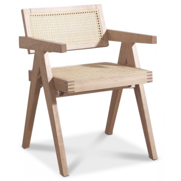 PiPi spisegruppe, rundt spisebord Ø150 cm inkludert 4 stk. Sara karmstoler - Whitewash + 4.00 x Stolpute PiPi spisegruppe, rundt spisebord Ø150 cm inkludert 4 stk. Sara karmstoler - Whitewash + 4.00 x Stolpute