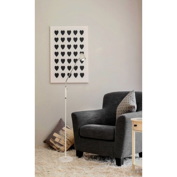 Gulvlampe Sandnes - Hvit/krom Gulvlampe Sandnes - Hvit/krom