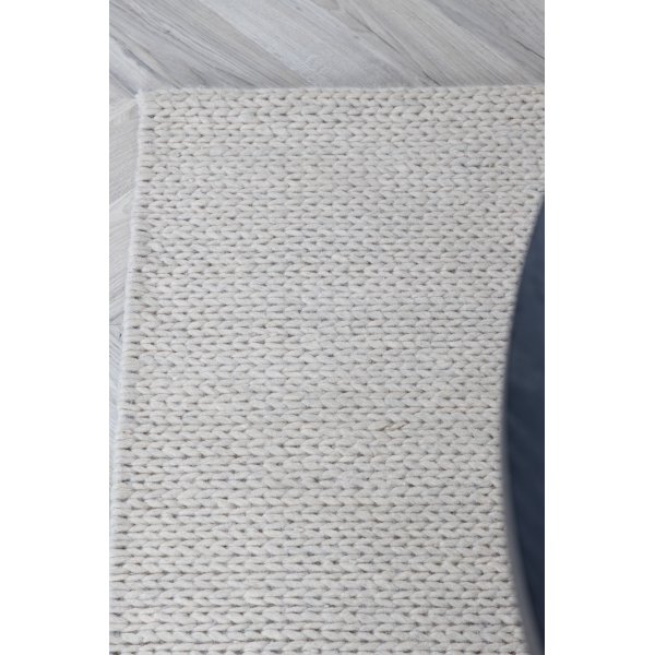 Hilding ullteppe - Kremhvit Hilding ullteppe - Kremhvit