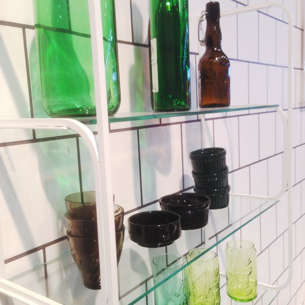 Ellen vegghylle - Hvit/Glass Ellen vegghylle - Hvit/Glass