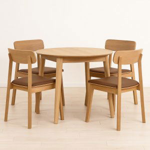 Spisegruppe Genova 90-130x90 cm i oljet eik med 4 Kleppen-stoler i eik og brunt PU Spisegruppe Genova 90-130x90 cm i oljet eik med 4 Kleppen-stoler i eik og brunt PU