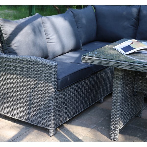 Garden klassisk utegruppe hjørnesofa med bord - Grå kunstrotting Garden klassisk utegruppe hjørnesofa med bord - Grå kunstrotting