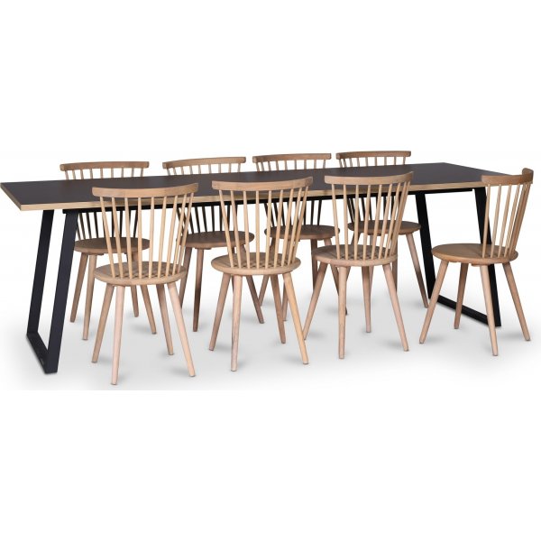 Edge 3.0 spisegruppe 240x90 cm inkludert 8 stk. hvitoljede Castor pinnestoler - svart hytrykkslaminat (HPL)