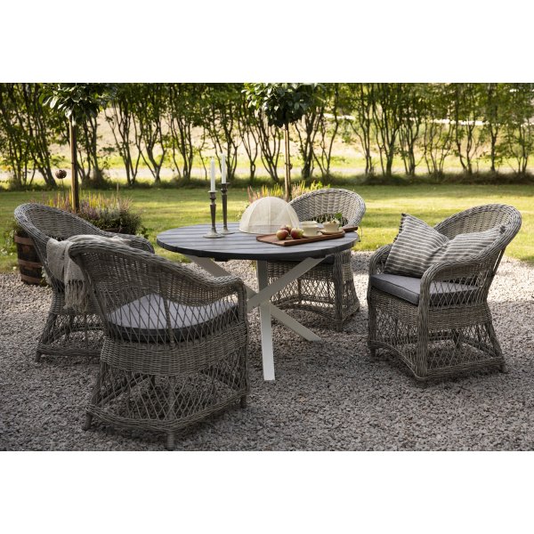 Utendørs lenestol i grå syntetisk rotting med pute Utendørs lenestol i grå syntetisk rotting med pute