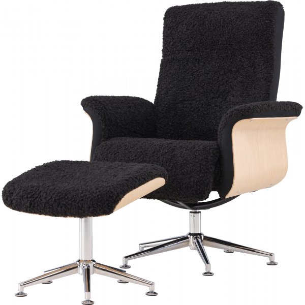 Hagön hvilestol med fotskammel - Svart saueskinnsimitasjon/oljet eik Hagön hvilestol med fotskammel - Svart saueskinnsimitasjon/oljet eik