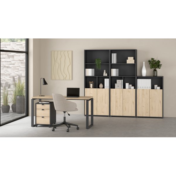 Skilt skrivebord 150 cm - Matt grå/hickory Skilt skrivebord 150 cm - Matt grå/hickory