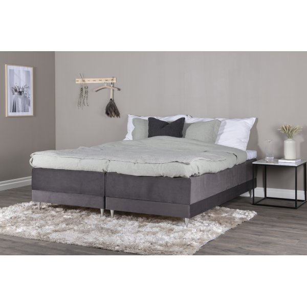 Vansbro seng 180 x 200 cm Medium/fast - Mrkegr flyel