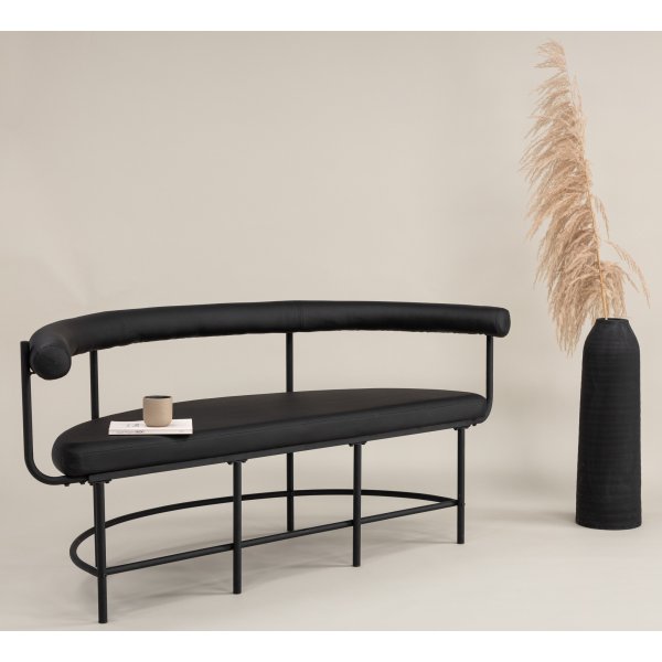 Stallhagen x Josefin Lustig benk - Sort PU Stallhagen x Josefin Lustig benk - Sort PU